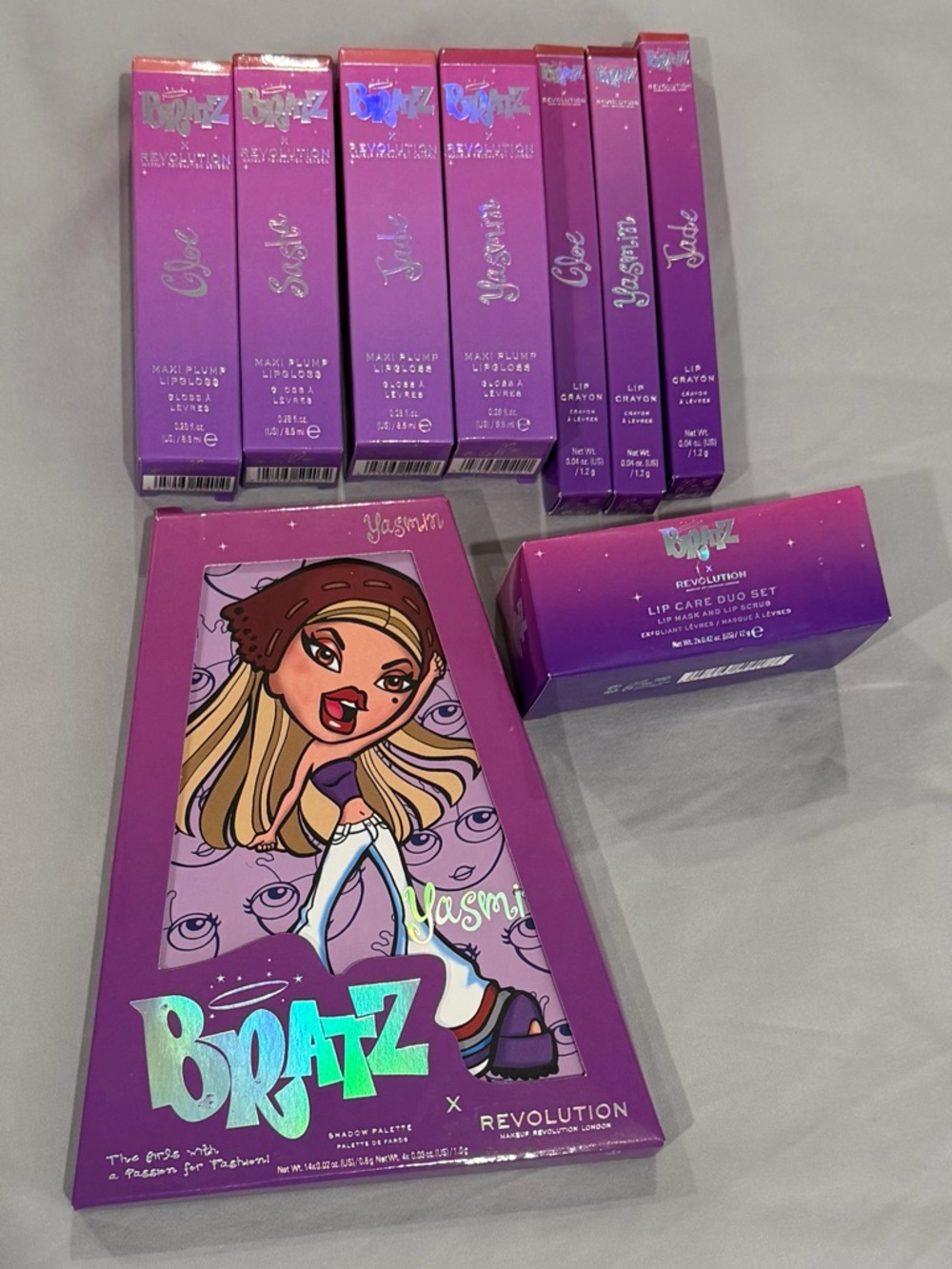 Makeup Revolution Bratz Lip & Eye Set in Purple